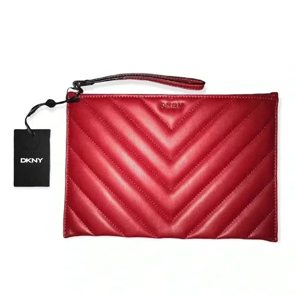 DKNY Quilted Chevron Print Wristlet - Picture 1 of 6